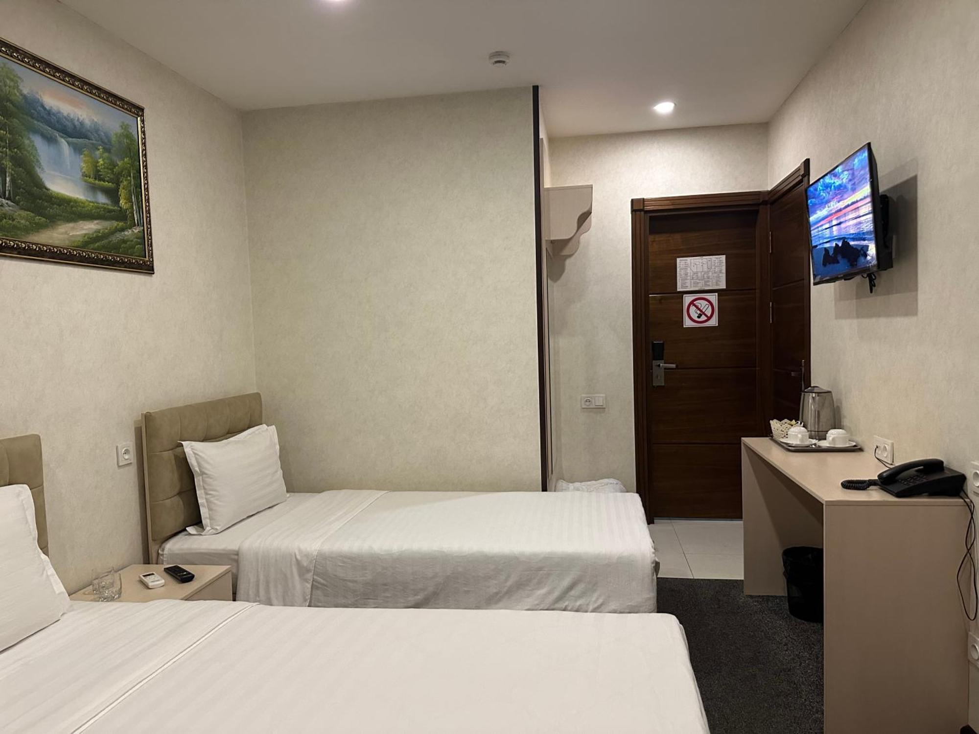 Friday Hotel Ташкент Екстериор снимка