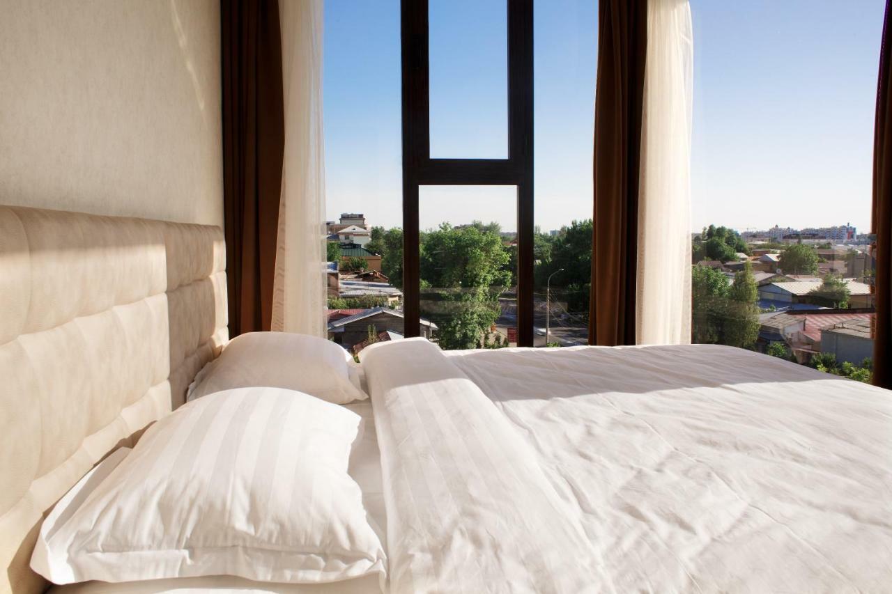Friday Hotel Ташкент Екстериор снимка